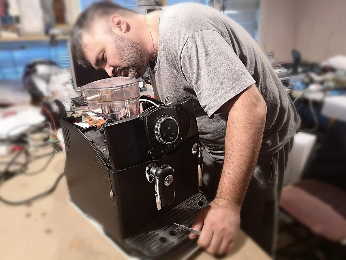 Fix Your Coffee Machine Repair in Dubai